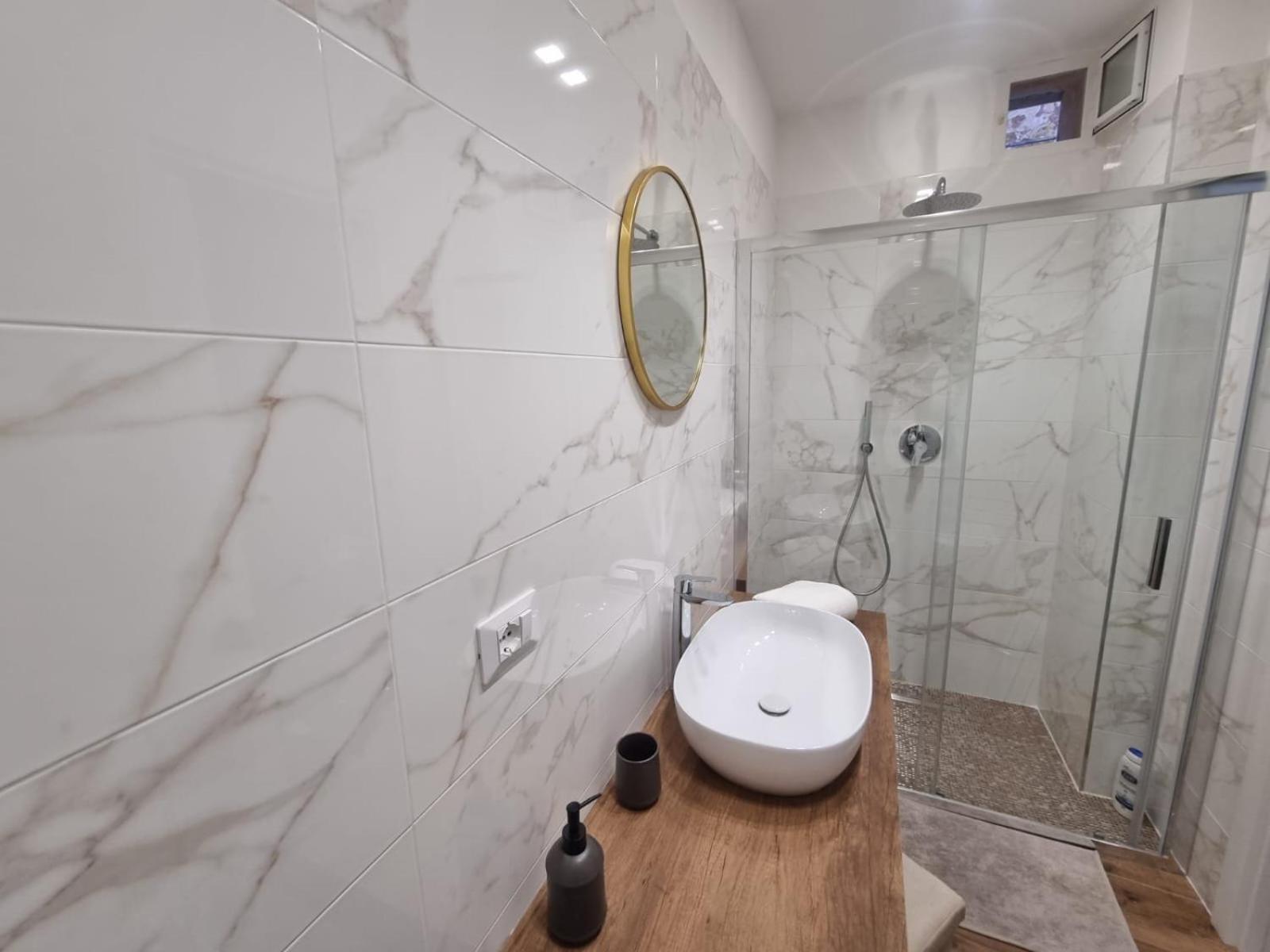 La Casa Di Vale Apartment Бари Екстериор снимка